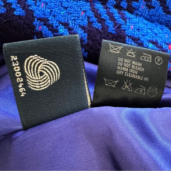 Vintage Escada Mini-skirt Suit - Picture 15 of 17